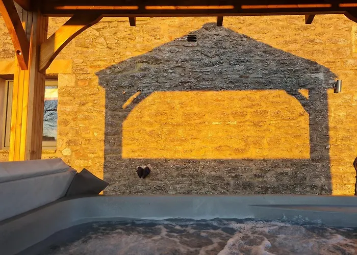 Brockram & Keld Barns Holiday home