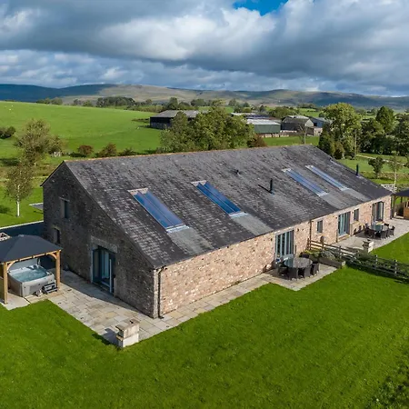 Brockram & Keld Barns Holiday home